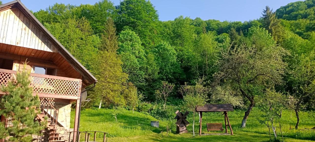 Villa Під Горою à Sheshory Extérieur photo