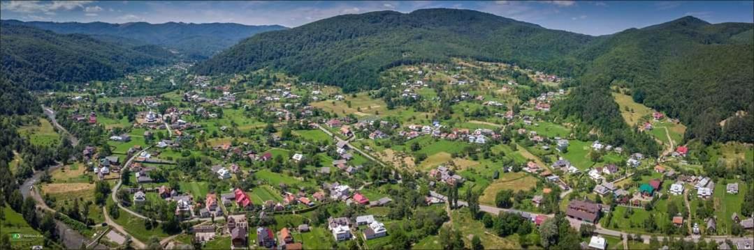 Villa Під Горою à Sheshory Extérieur photo