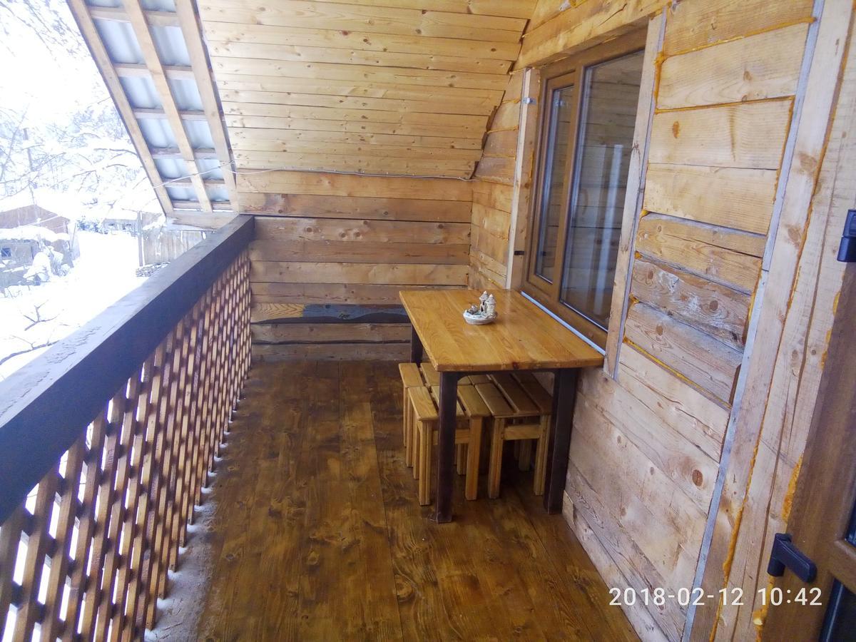 Villa Під Горою à Sheshory Extérieur photo